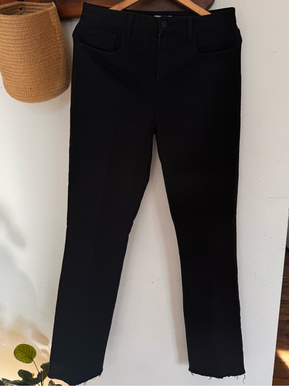L’AGENCE Ruth High Rise Straight Jeans Black Raw Hem Size 30